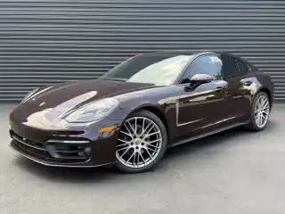 2023 Porsche Panamera 4 Platinum Edition's photo