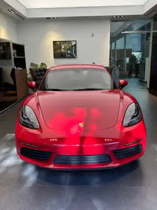 2025 Porsche 718 Cayman's photo