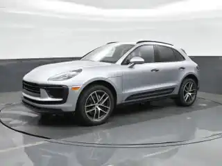 2022 Porsche Macan Base's photo