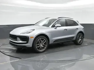 2022 Porsche Macan Base photo 5