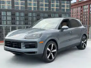 2026 Porsche Cayenne Base's photo