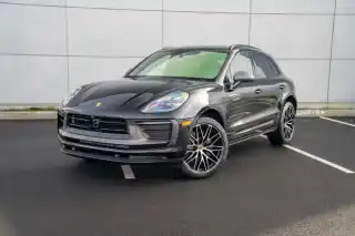2026 Porsche Macan T's photo