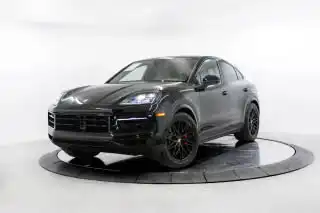 2026 Porsche Cayenne S's photo