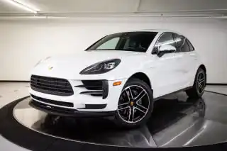 2020 Porsche Macan S's photo