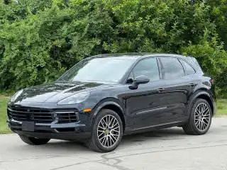 2019 Porsche Cayenne S's photo