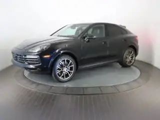 2023 Porsche Cayenne Platinum Edition photo 1