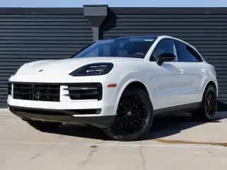 2026 Porsche Cayenne Base's photo