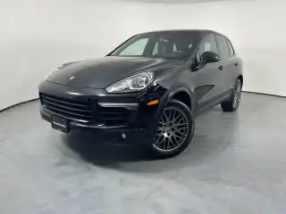 2017 Porsche Cayenne Platinum Edition photo 1