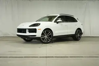 2026 Porsche Cayenne Base photo 5