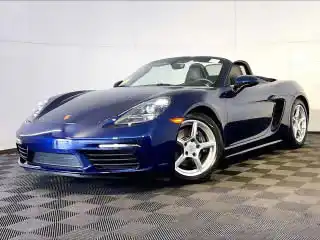 2022 Porsche 718 Boxster T's photo