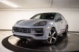 2026 Porsche Cayenne Base's photo