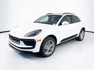 2026 Porsche Macan T's photo