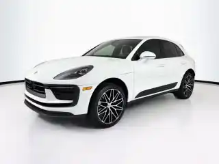 2025 Porsche Macan T's photo