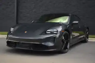 2020 Porsche Taycan Turbo S's photo