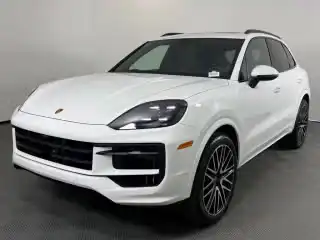 2026 Porsche Cayenne S's photo