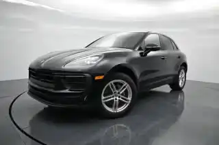 2026 Porsche Macan T's photo