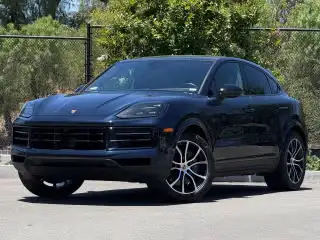 2024 Porsche Cayenne Base's photo