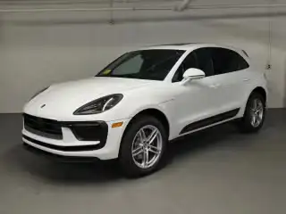 2026 Porsche Macan T's photo