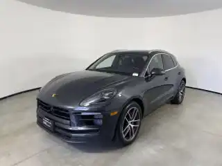 2024 Porsche Macan S's photo