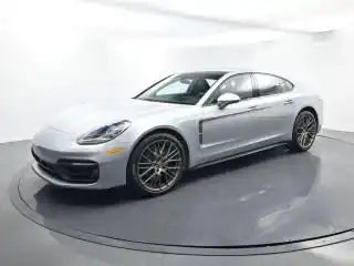 2023 Porsche Panamera 4 Platinum Edition's photo