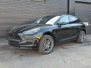 2026 Porsche Macan T's photo