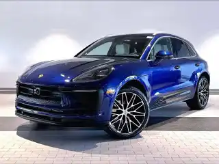 2026 Porsche Macan Base's photo