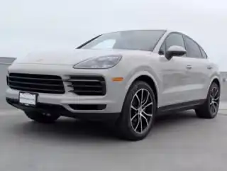 2023 Porsche Cayenne Platinum Edition's photo