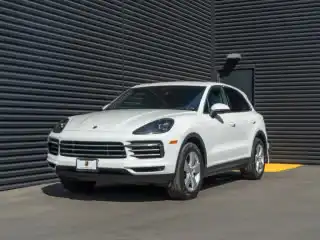 2020 Porsche Cayenne Base's photo