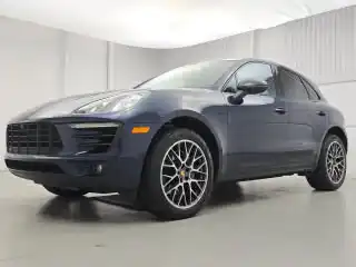 2016 Porsche Macan S's photo