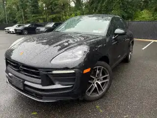 2024 Porsche Macan Base's photo