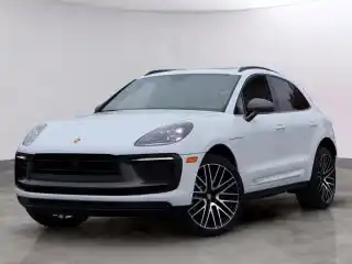 2026 Porsche Macan T's photo