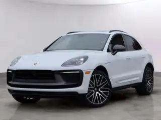 2026 Porsche Macan T's photo