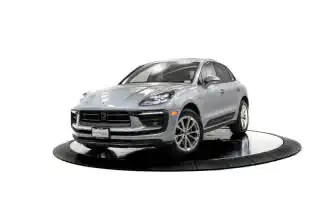 2024 Porsche Macan T's photo
