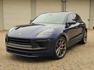 2022 Porsche Macan GTS's photo