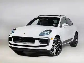2026 Porsche Macan Base's photo