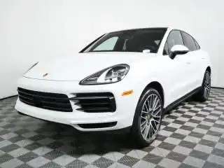 2023 Porsche Cayenne Platinum Edition's photo