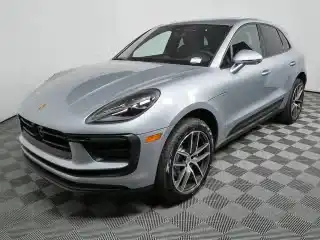 2026 Porsche Macan T's photo