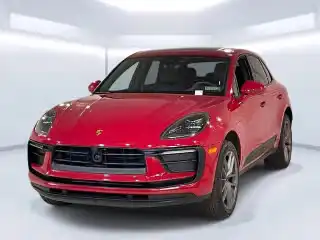 2026 Porsche Macan T's photo