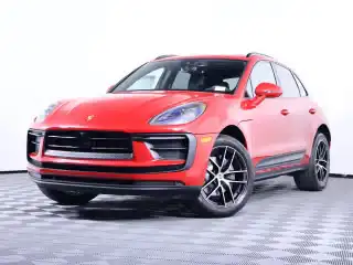 2026 Porsche Macan Base's photo