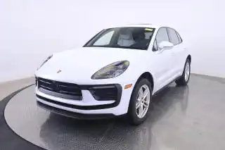 2023 Porsche Macan's photo