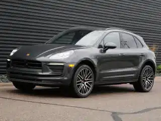 2026 Porsche Macan T's photo