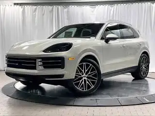 2026 Porsche Cayenne Base's photo