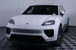 2026 Porsche Macan Macan Electric's photo
