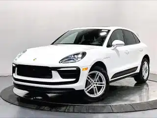 2026 Porsche Macan T's photo