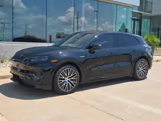 2026 Porsche Cayenne Cayenne Electric's photo