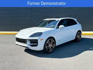 2026 Porsche Cayenne GTS's photo