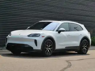 2026 Porsche Cayenne Cayenne Electric's photo