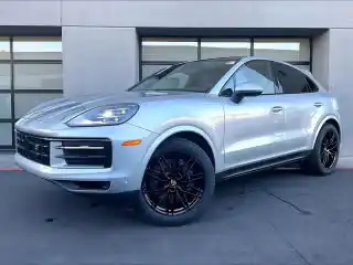 2026 Porsche Cayenne Base's photo