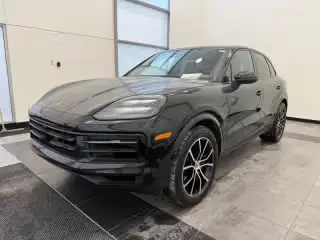 2025 Porsche Cayenne Base photo 1