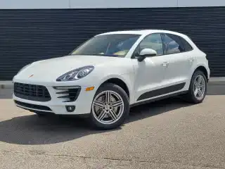 2016 Porsche Macan S's photo